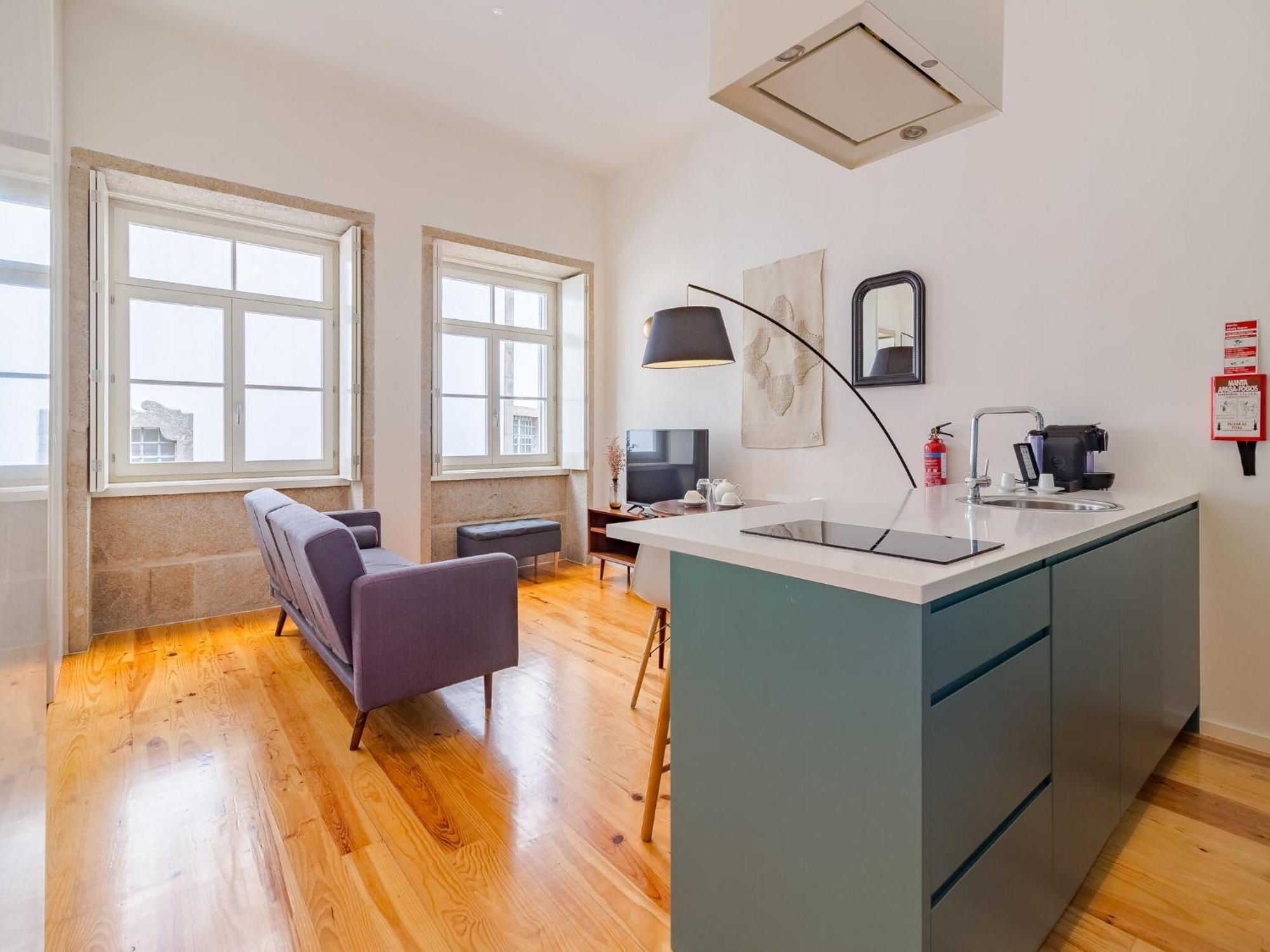 Stylish With Views Oporto